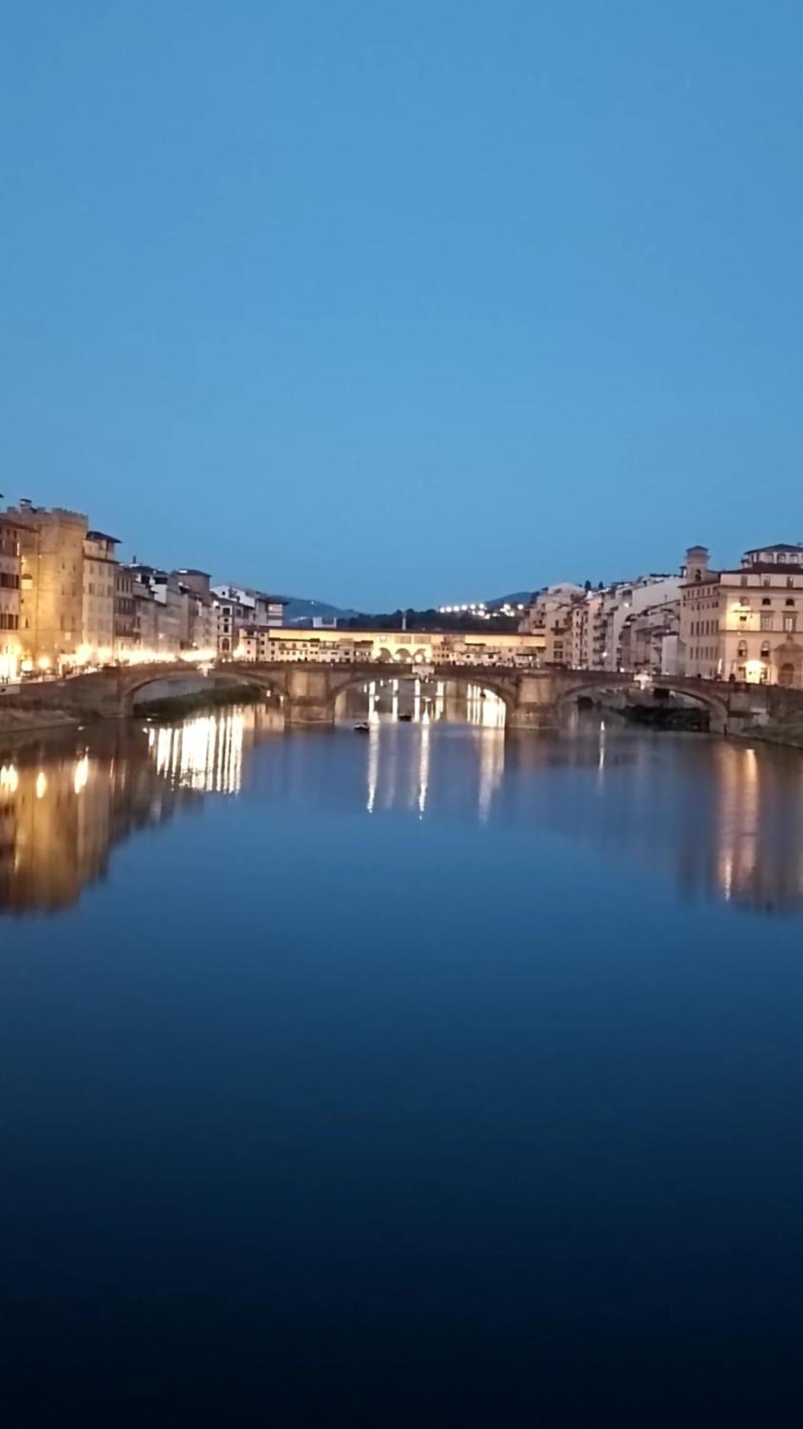 Taverna Abitazione A 15 Km Da Firenze Prato  Buitenkant foto