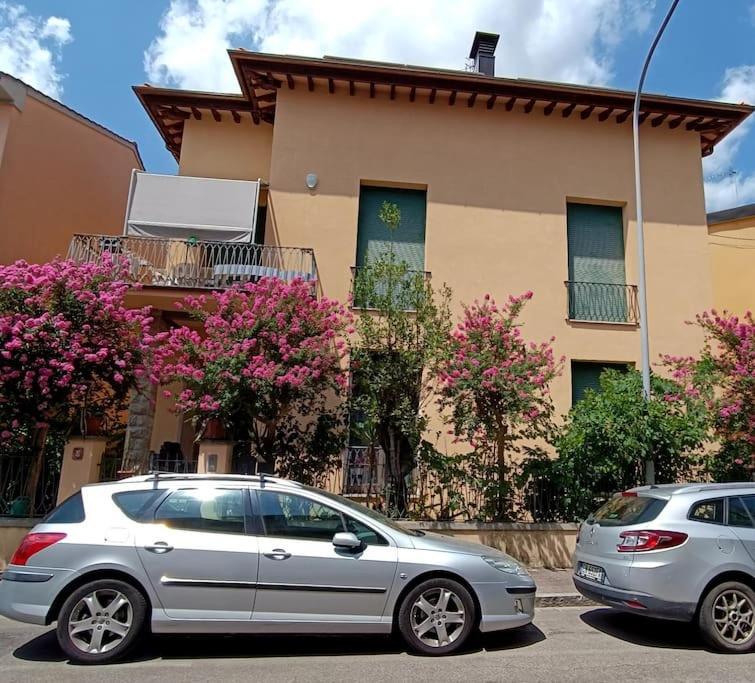 Taverna Abitazione A 15 Km Da Firenze Prato  Buitenkant foto